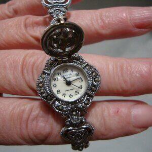 GENEVA  Marcasite watch bracelet